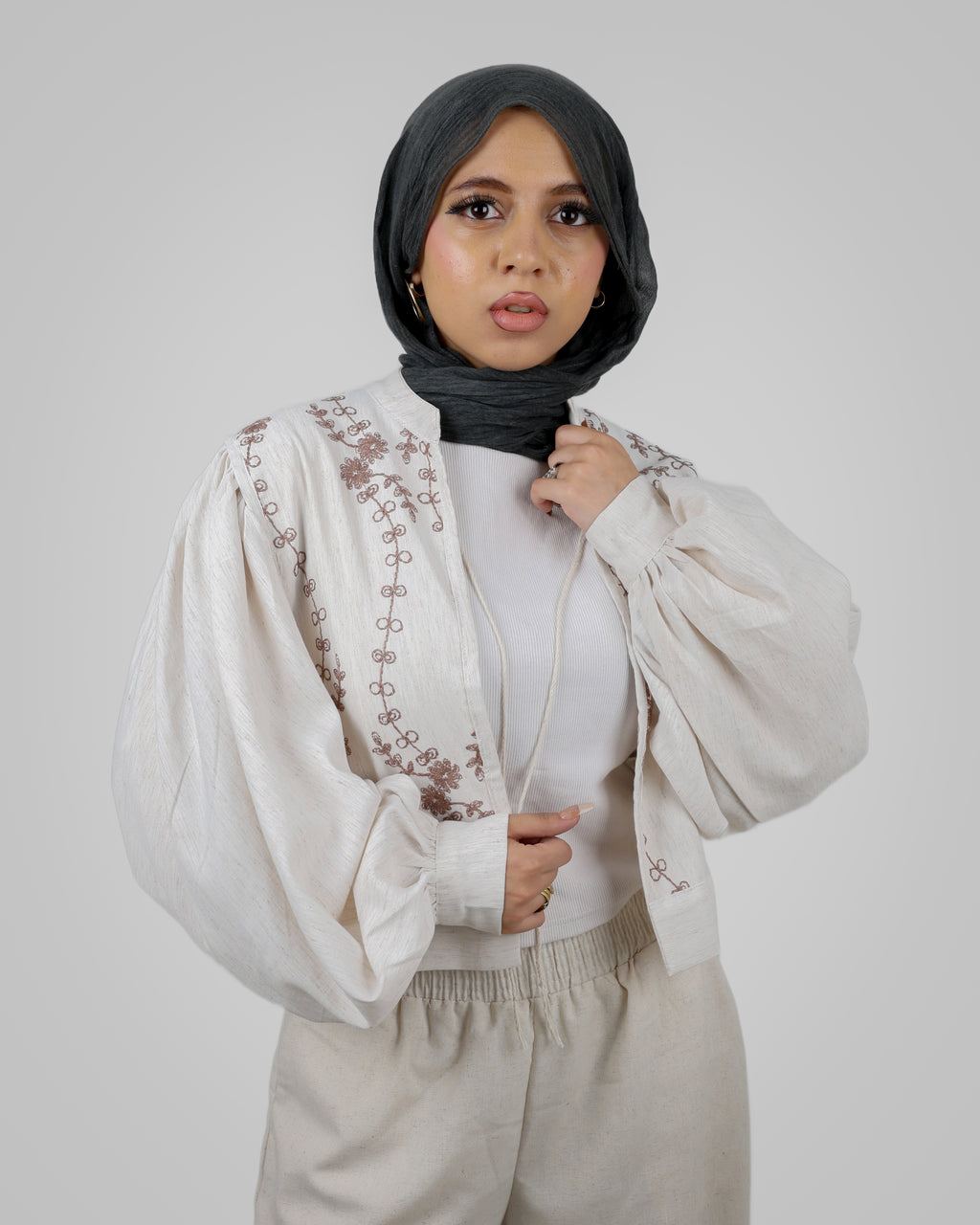 WHITE LINEN BROWN STITCHED BLOUSE