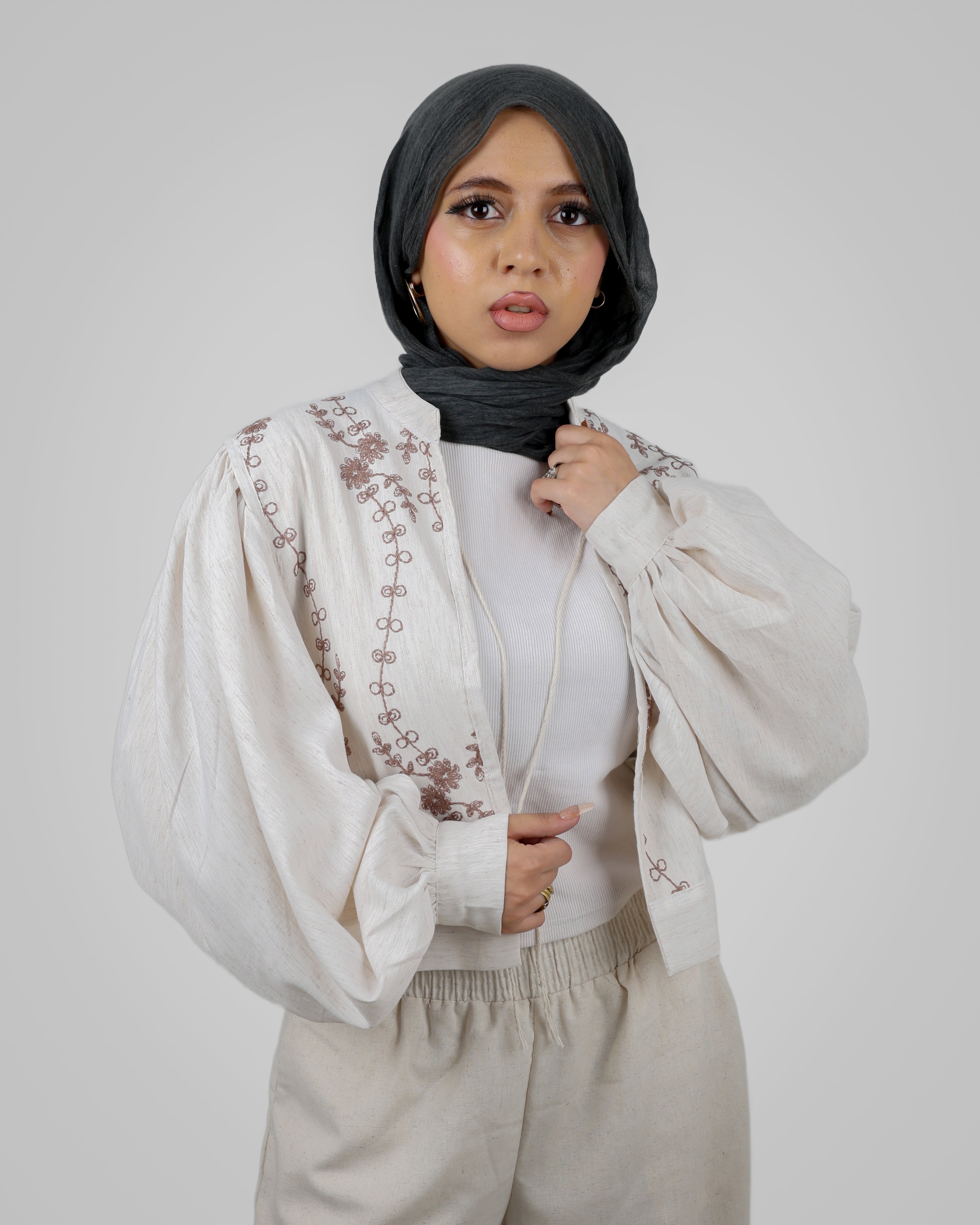Masscom girls (linen pants + blouse)