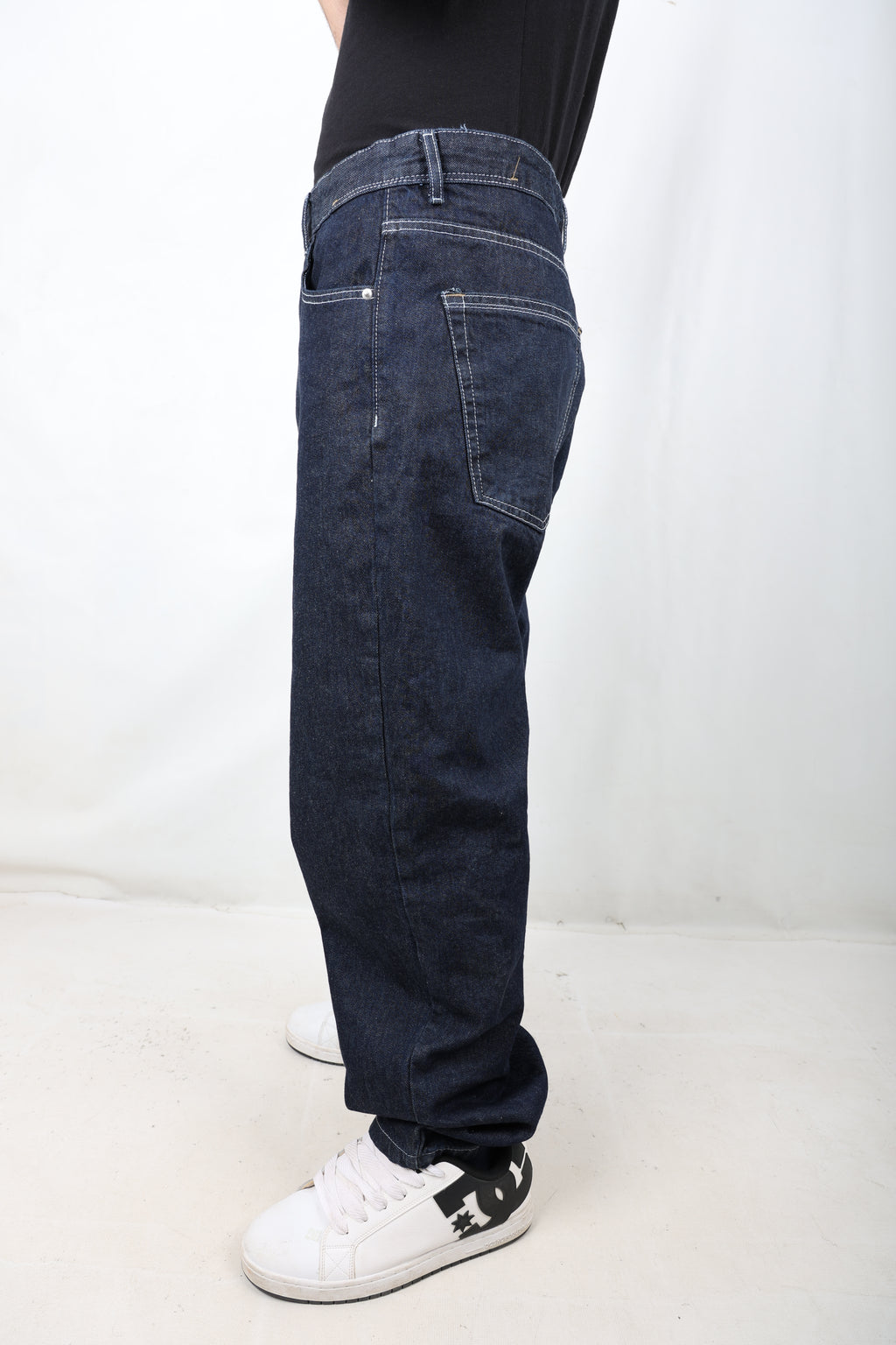 REGULER FIT RAW DENIM JEANS