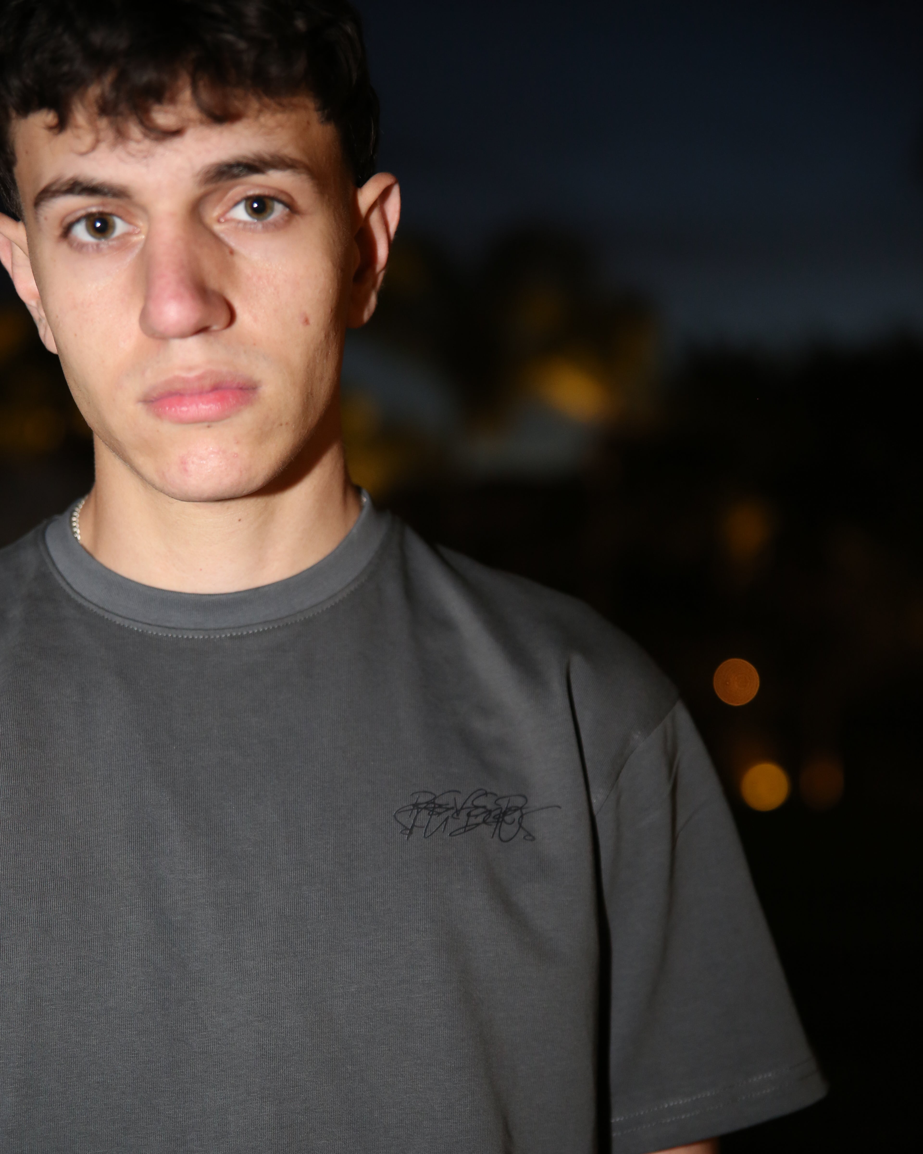Gray "BEYOND DELUSION" regular fit T-SHIRT
